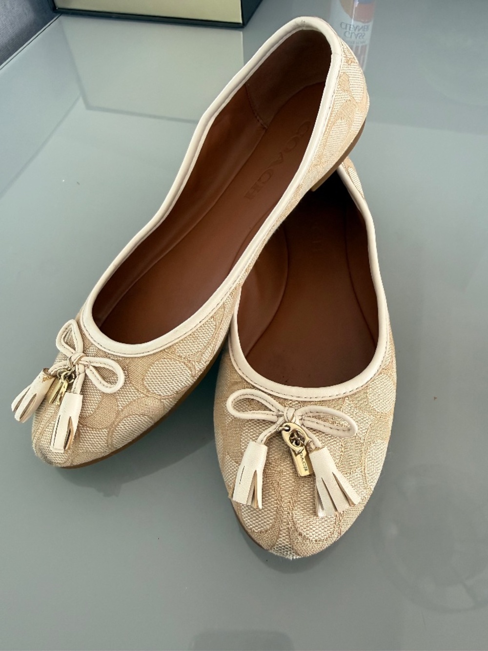 Ballerine style COACH beige 6.5B
